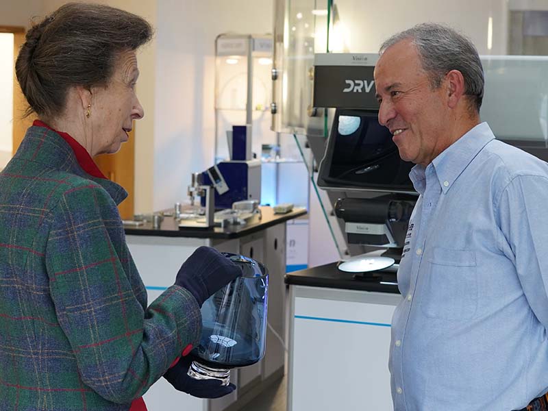 HRH Mark Curtis 800x600px copy